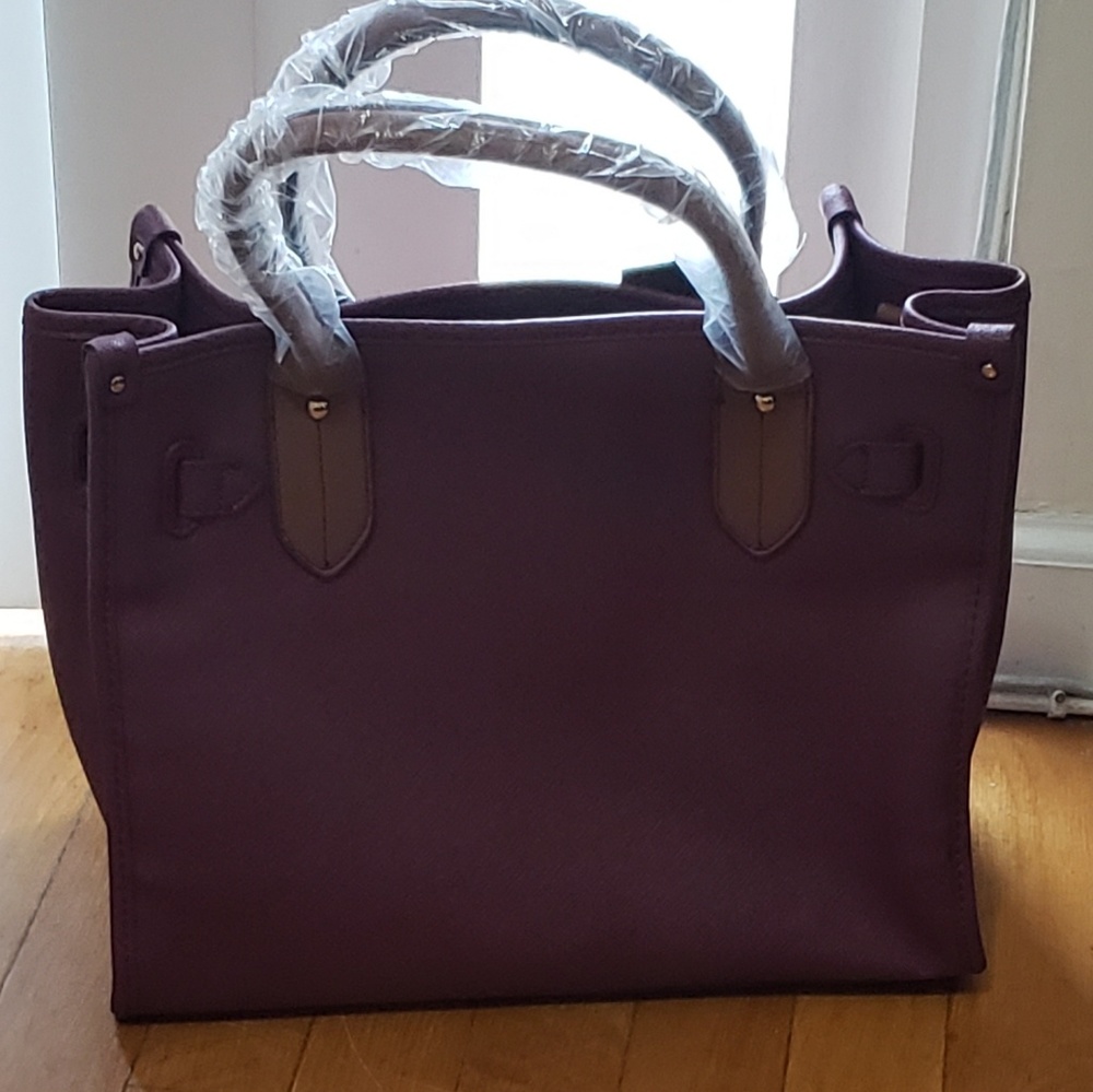 Ladies handbag